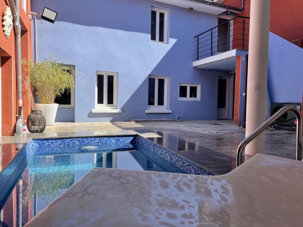 Villa Kiara Hebergements Cusset エクステリア 写真